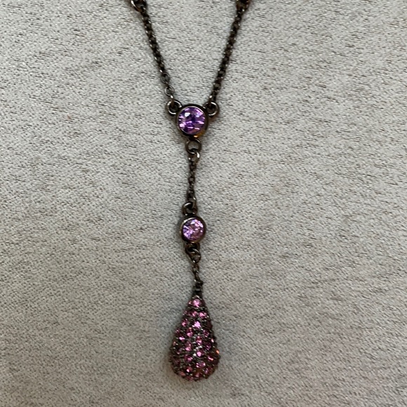 Amway Black and Purple Drop Necklace - Picture 5 of 5
